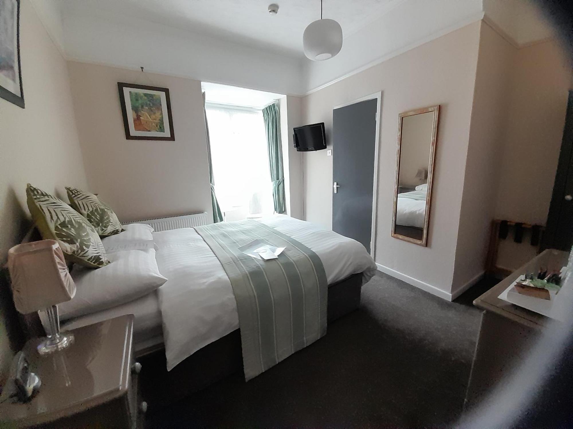 Relax At Rosscourt Guest House-Free On Site Parking (Adults Only) Bournemouth Luaran gambar
